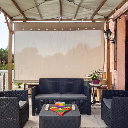Appartement Avec Piscine Et Cuisine Roquefort-la-Bédoule Esterno foto