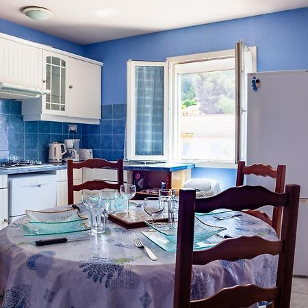Appartement Avec Piscine Et Cuisine Roquefort-la-Bédoule Esterno foto