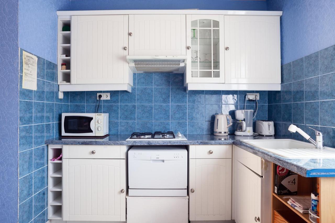 Appartement Avec Piscine Et Cuisine Roquefort-la-Bédoule Esterno foto
