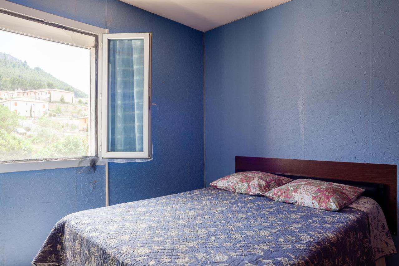 Appartement Avec Piscine Et Cuisine Roquefort-la-Bédoule Esterno foto
